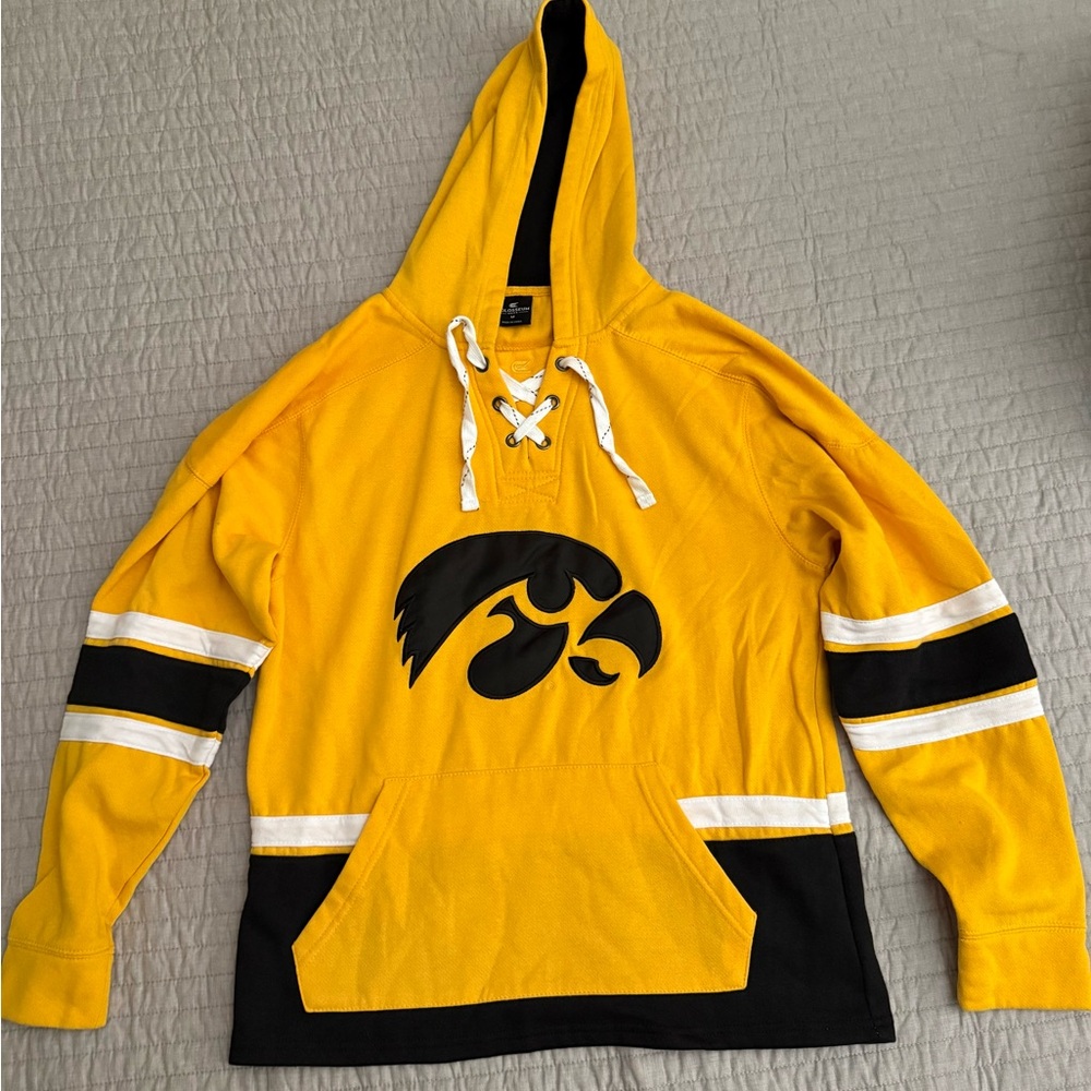 Yellow and Black Iowa Hawkeyes Men's Hoodie Sweatshirt